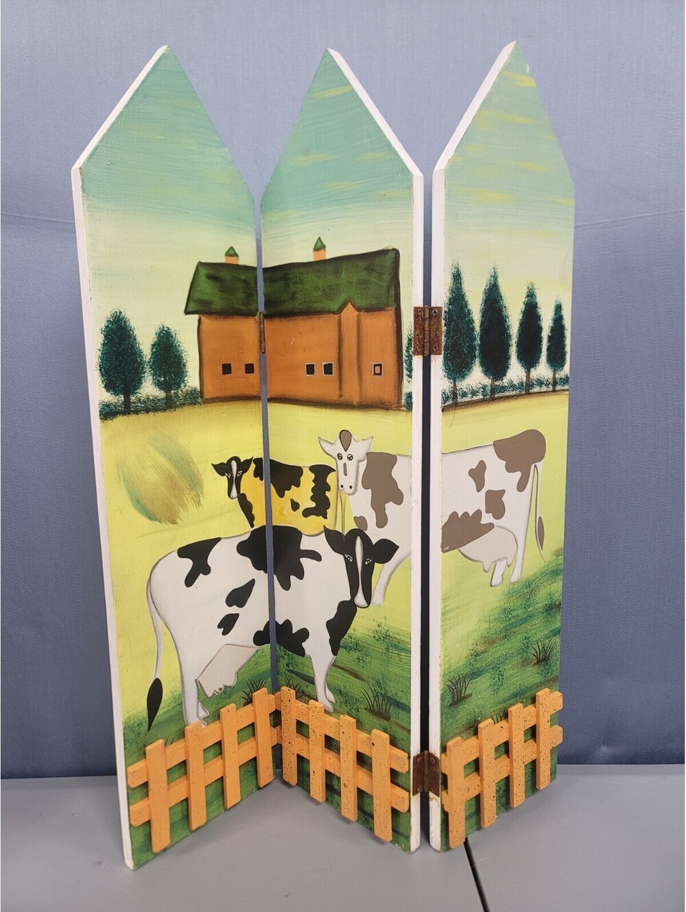 Decorative Farm Plaques Featuring Cows Farm House Scenery Used Folding *READ*